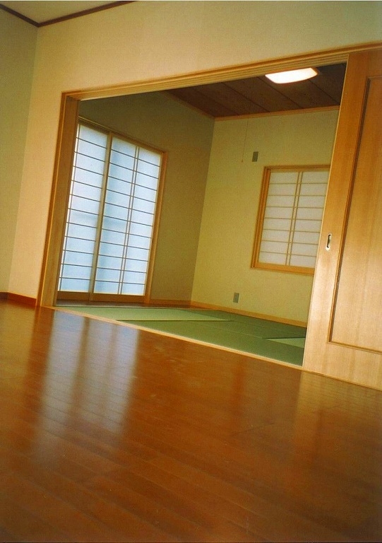 ツインハウスに見える家　静岡市葵区N様邸【やねきハウスの新築注文住宅】：リビング