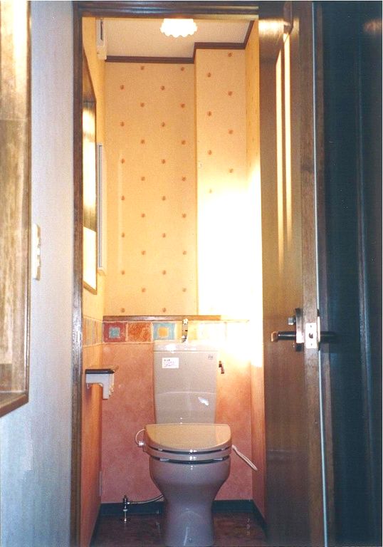 モダンな会計事務所　静岡市葵区N事務所様【やねきハウスの新築注文住宅】：トイレ
