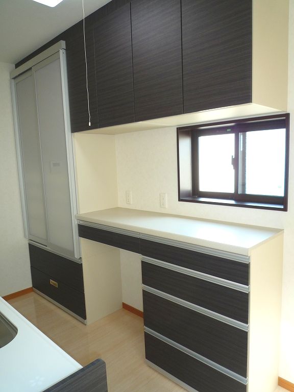 スタイリッシュな３階建　静岡市駿河区S様邸【やねきハウスの新築注文住宅】：キッチン