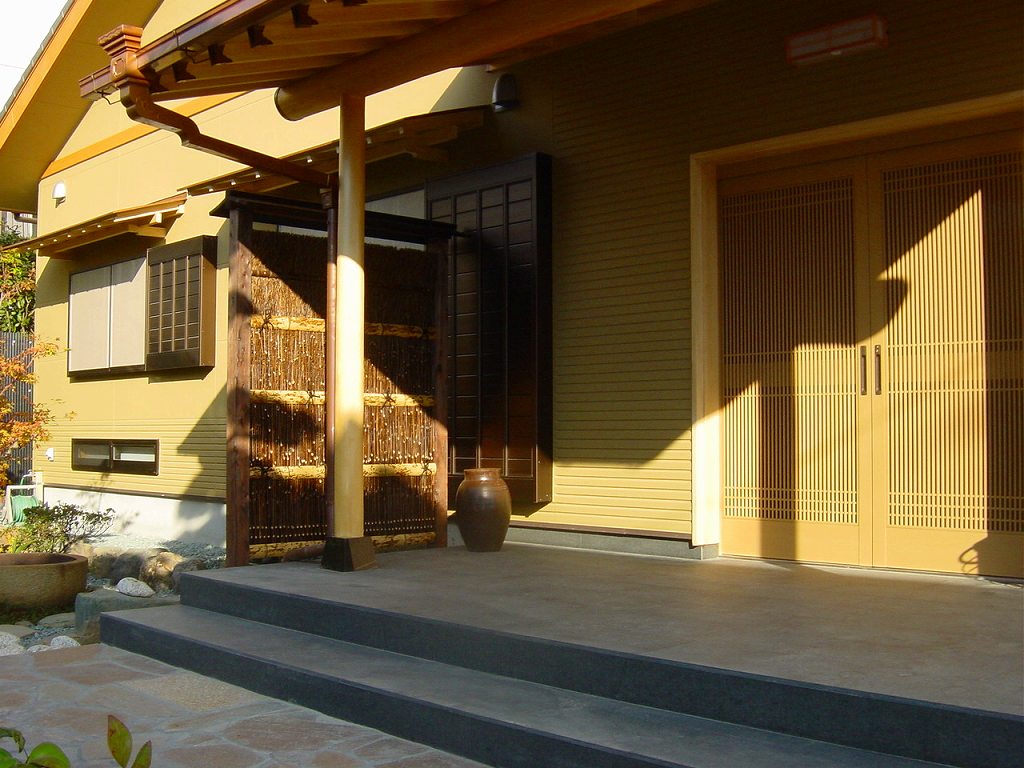 日本の美を追求した邸宅　焼津市K様邸【やねきハウスの新築注文住宅】：玄関
