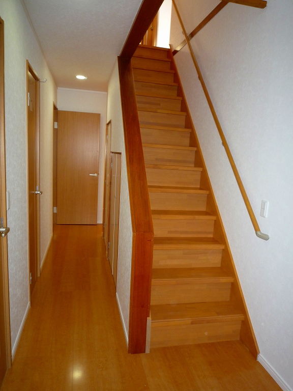 幸せが増える家パート1【やねきハウスのリフォーム】：階段