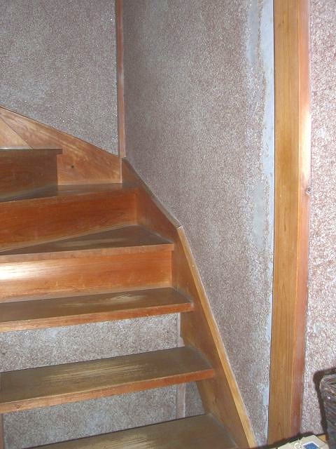 手摺り取付工事【やねきハウスのリフォーム】：階段