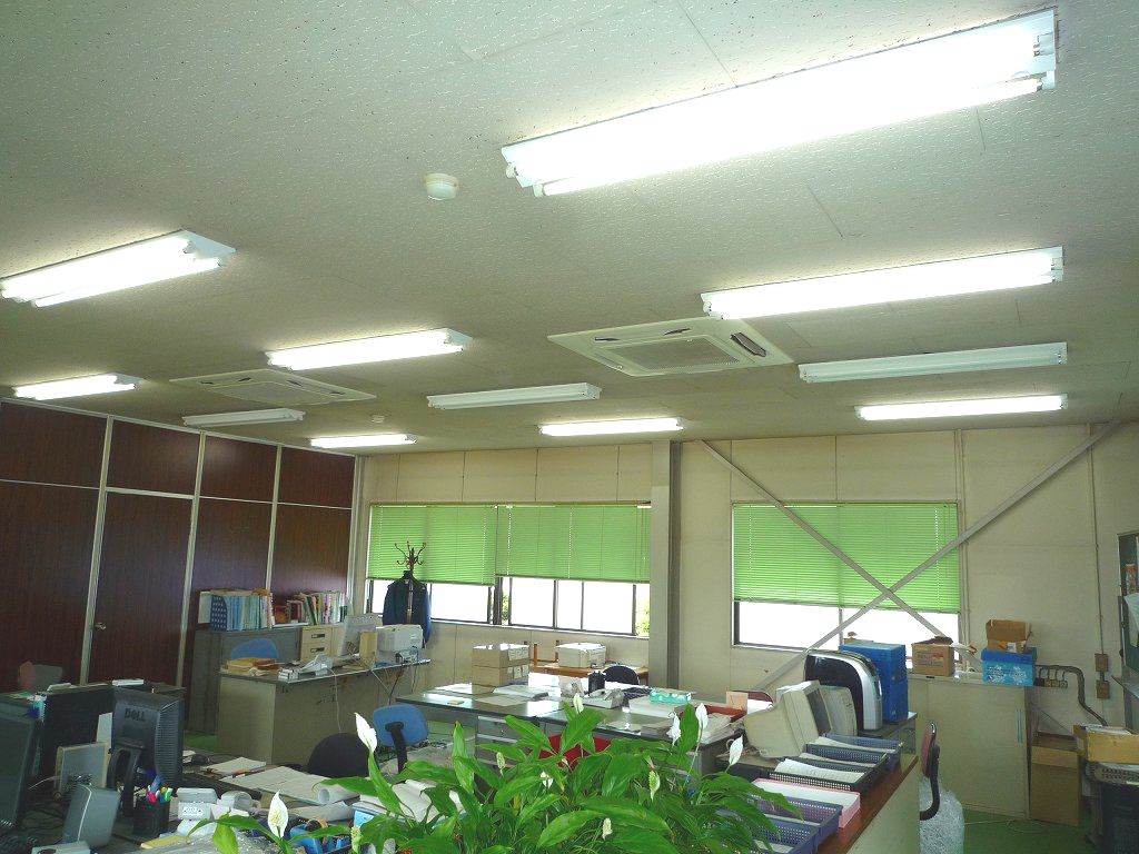 事務所リフォーム工事【やねきハウスのリフォーム】：事務室