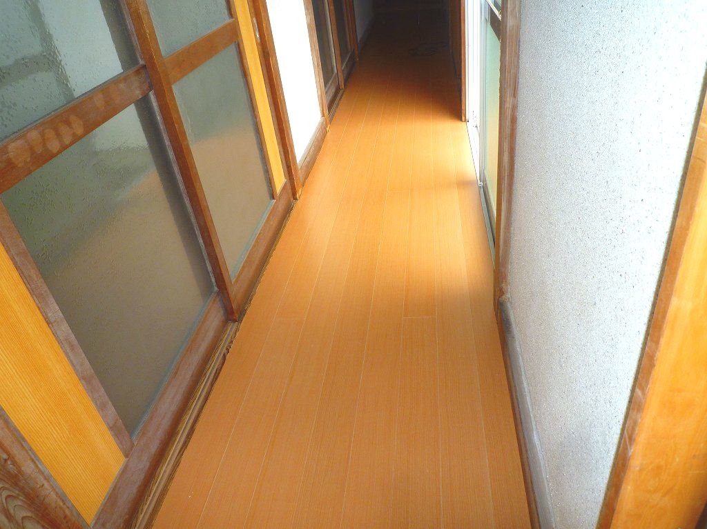 床下と廊下のリフォーム【やねきハウスのリフォーム】：廊下