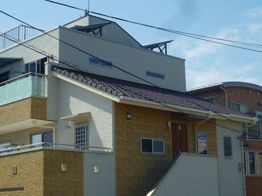 太陽光発電追加設置【やねきハウスのリフォーム】：屋根