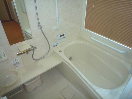 タイル浴室からシステムバスへ　ＴＯＴＯ　サザナ【やねきハウスのリフォーム】（リフォーム後）