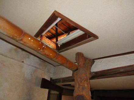 古民家レストラン明かり窓ガラス修繕(アクリル板へ)【やねきハウスのリフォーム】（リフォーム前）