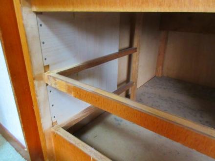 造り付け収納一部解体→造作引出しの取付【やねきハウスのリフォーム】（リフォーム前）