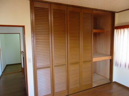 破損ＣＬ扉→機転を利かせた改修【やねきハウスのリフォーム】（リフォーム前）