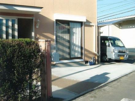 玄関アプローチ・エクステリアリフォーム【やねきハウスのリフォーム】（リフォーム後）