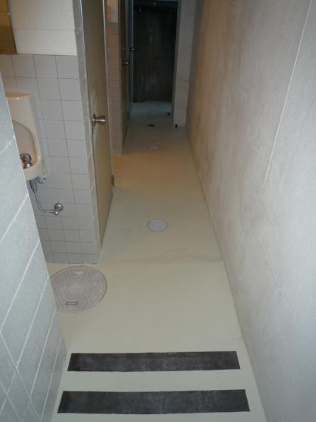 外トイレ通路及びアプローチ改修【やねきハウスのリフォーム】（リフォーム後）