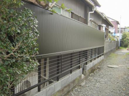 木塀からアルミフェンスヘ【やねきハウスのリフォーム】（リフォーム後）