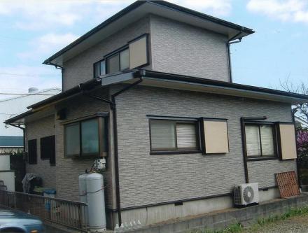 外壁張替え　波板からサイディング材へ【やねきハウスのリフォーム】（リフォーム後）