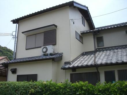 外壁塗装　弾性シリコン塗装【やねきハウスのリフォーム】（リフォーム後）