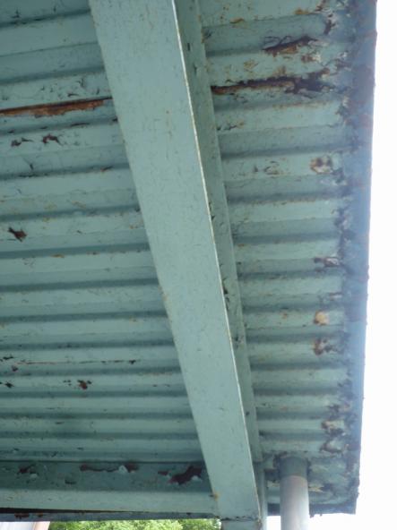 ベランダ塗装　ケレン錆止め油性塗装【やねきハウスのリフォーム】（リフォーム前）