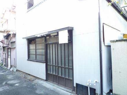 外壁材張替え　ニチハ　サイディング　シャトーウォール調【やねきハウスのリフォーム】（リフォーム前）