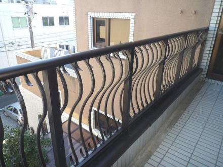 鋳物ベランダ手摺交換　【やねきハウスのリフォーム】（リフォーム後）