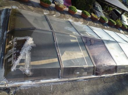 テラス屋根　部分張替え工事【やねきハウスのリフォーム】（リフォーム前）