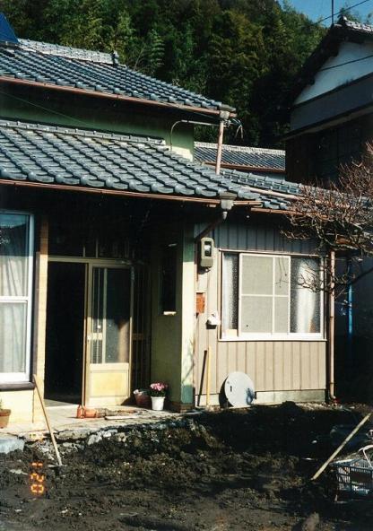 庇のリフォーム【やねきハウスのリフォーム】（リフォーム前）