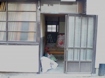 玄関ドアリフォーム【やねきハウスのリフォーム】（リフォーム前）