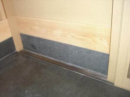 地震被害　タイルはがれ補修【やねきハウスのリフォーム】（リフォーム後）