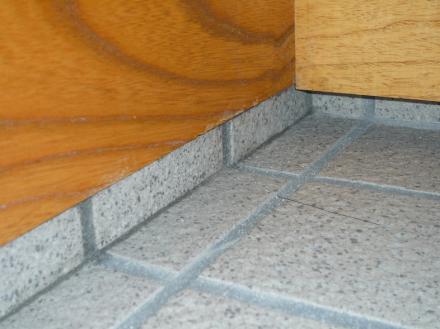 地震被害　タイルはがれ補修【やねきハウスのリフォーム】（リフォーム後）