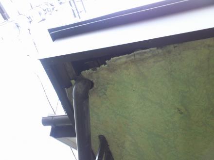 軒天のリフォーム【やねきハウスのリフォーム】（リフォーム前）