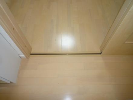 段差解消及び床の変更　和室から洋室へ【やねきハウスのリフォーム】（リフォーム後）