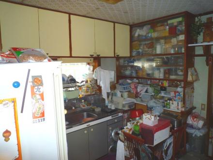 キッチンリフォームﾀｶﾗﾎｰﾛｰｼｽﾃﾑｷｯﾁﾝ【やねきハウスのリフォーム】（リフォーム前）