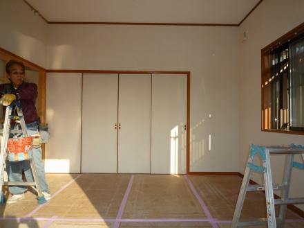 壁紙クロス壁から無垢板壁への変更【やねきハウスのリフォーム】（リフォーム前）