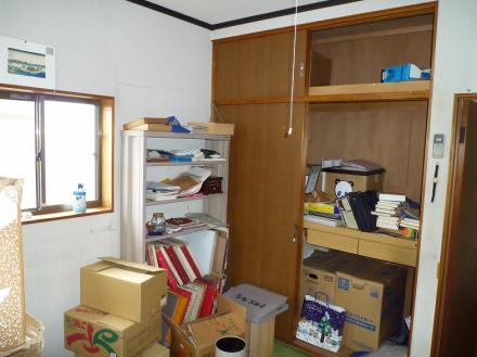 クローゼット扉の交換　パナソニック　リビエ【やねきハウスのリフォーム】（リフォーム前）