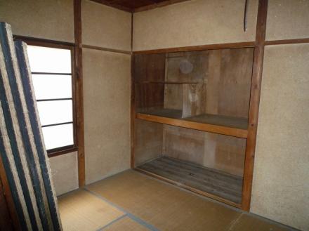 押入れ襖からクローゼット3枚引き戸へ　（NODA)【やねきハウスのリフォーム】（リフォーム前）