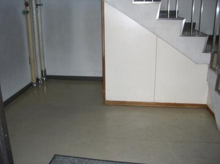 土足用長尺塩ビシート張替え　【やねきハウスのリフォーム】（リフォーム前）