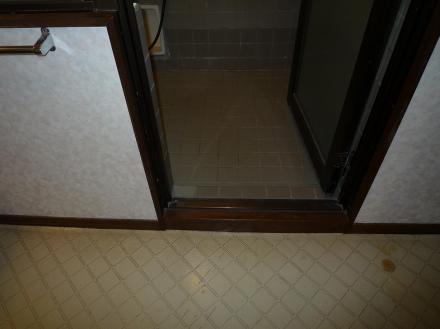 賃貸物件　クッションフロア張替え【やねきハウスのリフォーム】（リフォーム前）