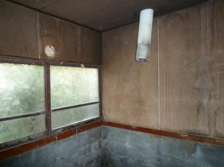 サッシ交換工事【やねきハウスのリフォーム】（リフォーム前）