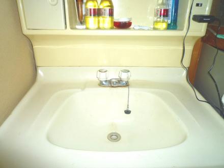 洗面シンプルリフォーム【やねきハウスのリフォーム】（リフォーム前）