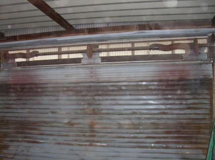 シャッターの交換　文化シャッター　新セーヌ【やねきハウスのリフォーム】（リフォーム前）