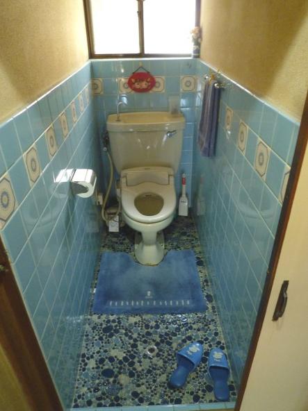 TOTO　ウォシュレット一体型便器　ＧＧ【やねきハウスのリフォーム】（リフォーム前）