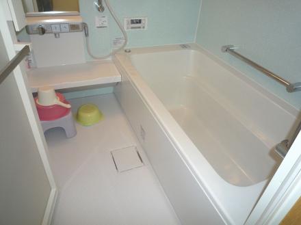 タイル浴室からシステムバスへ　ＴＯＴＯ　サザナ【やねきハウスのリフォーム】（リフォーム後）