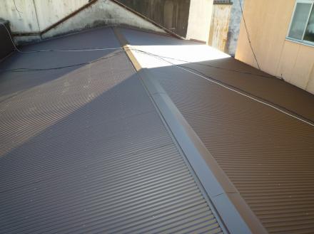 折半屋根塗替え工事【やねきハウスのリフォーム】（リフォーム後）