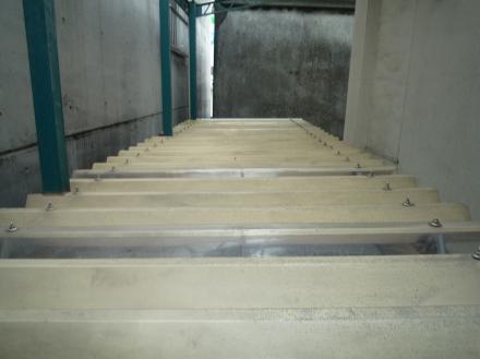 屋根折板油性塗装【やねきハウスのリフォーム】（リフォーム前）