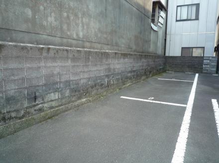 ブロック塀解体工事　静岡市補助金対象【やねきハウスのリフォーム】（リフォーム前）